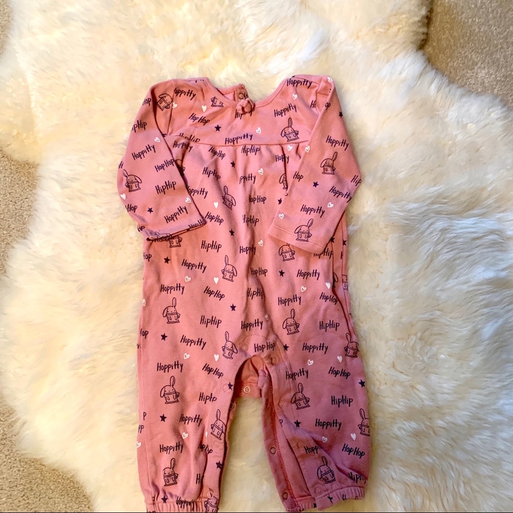 🌲Gymboree one piece. Size 6-12 months.